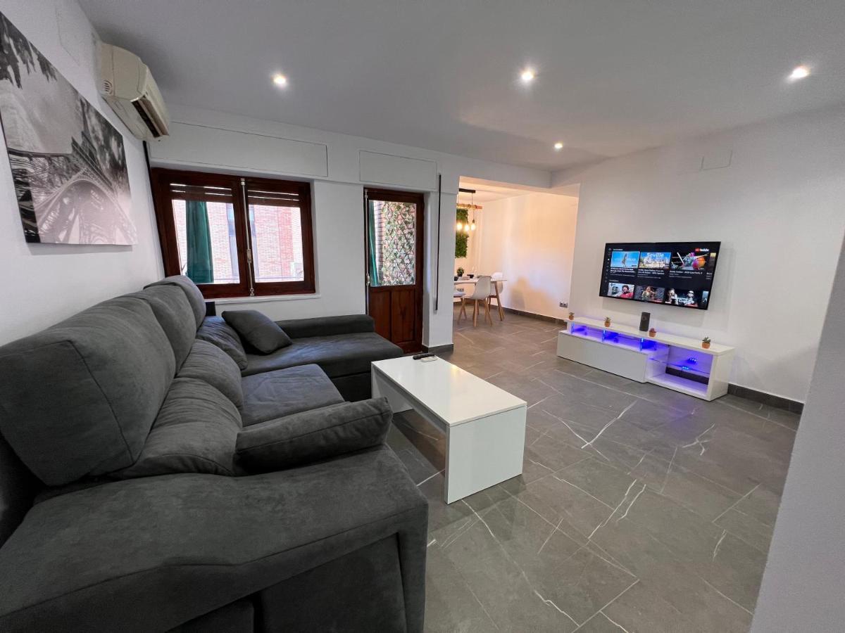 Apartamento Espacioso De Diseno A 3 Min Renfe. Córdoba Exteriör bild